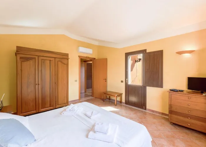 Baia Delle Palme-2 By Interhome شقة *